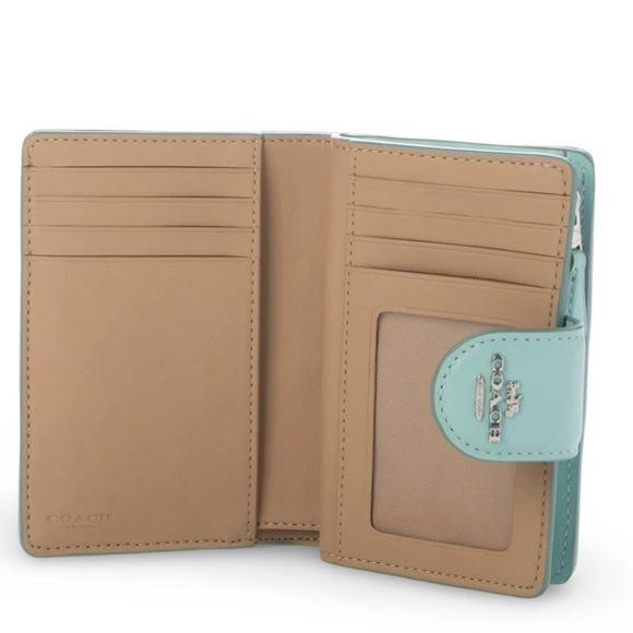 Coach Medium Corner Zip Wallet in Signature Jacquard - Picture 3 of 4